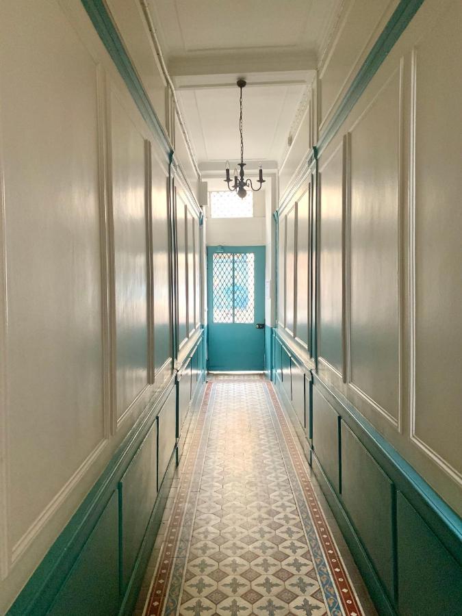 Appartement Versailles Quartier Notre Dame Au Pied Du Chateau Avec Parking Zewnętrze zdjęcie